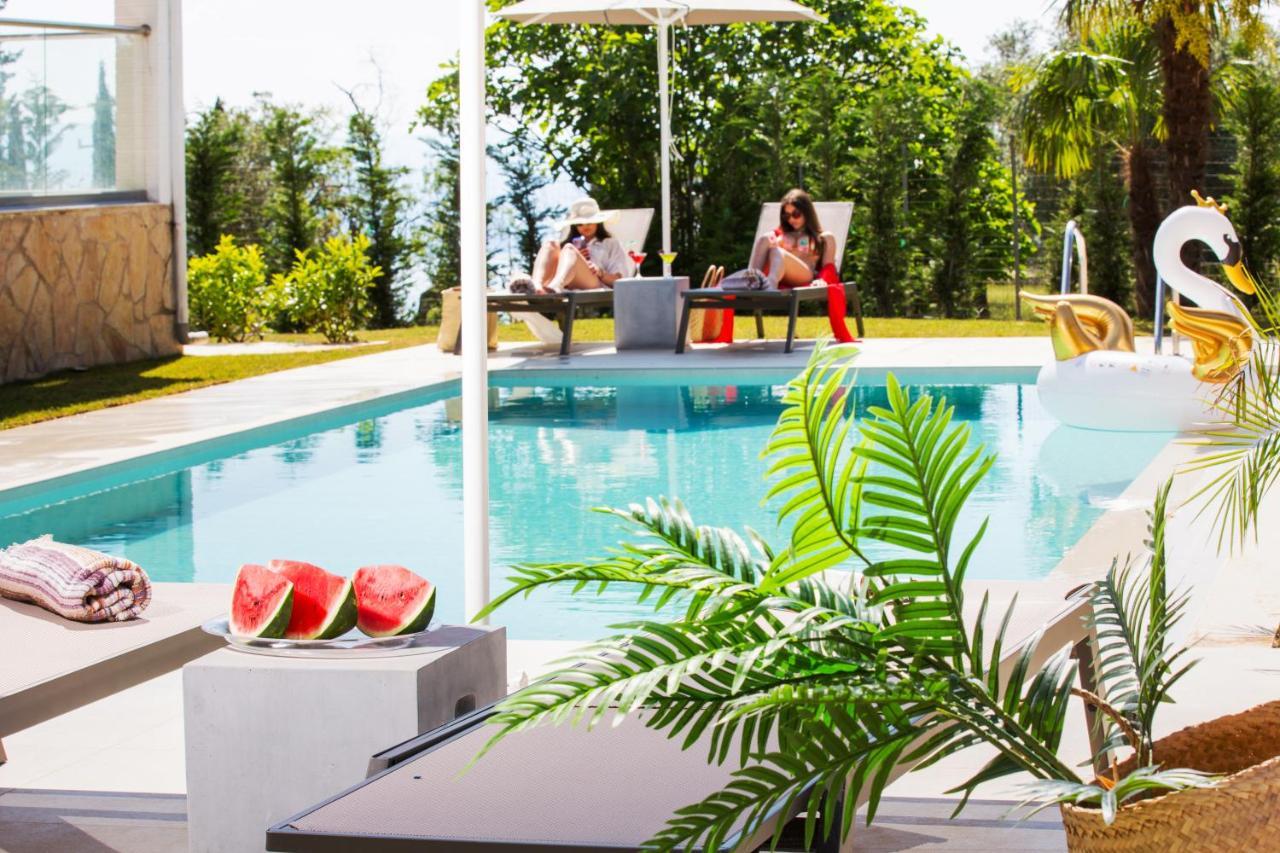Grande Terra Villas With Swimming Pool Spartylas Exterior photo